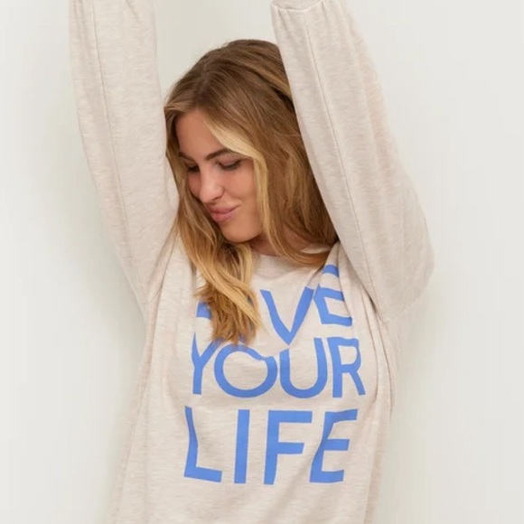 Kaffe Cream & Blue Crew Neck Sweatshirt “ live your live” women Size Large NWT - Picture 5 of 15